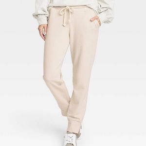Universal Thread Joggers